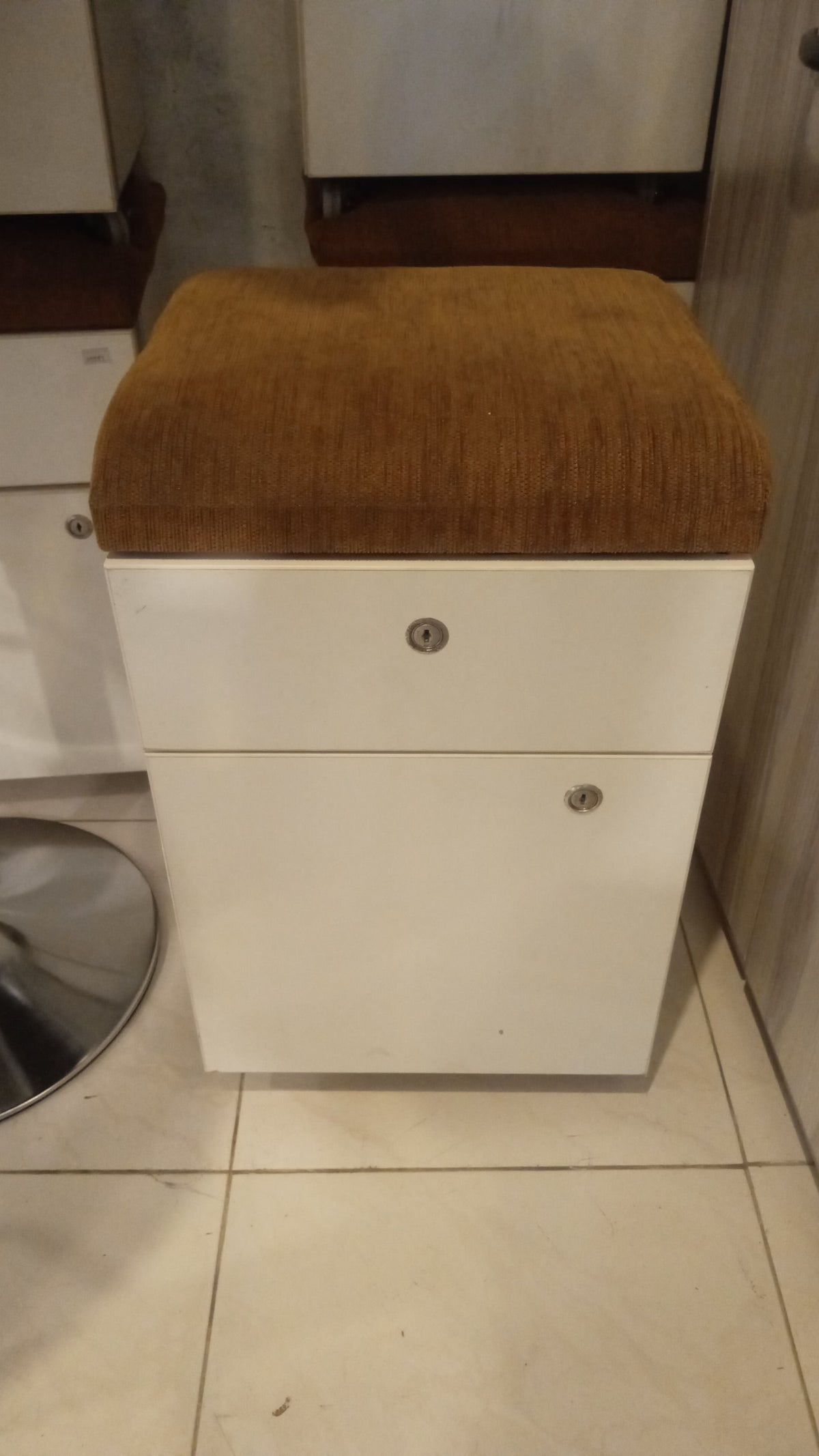 Pedestal Storage Cabinet with Cushion