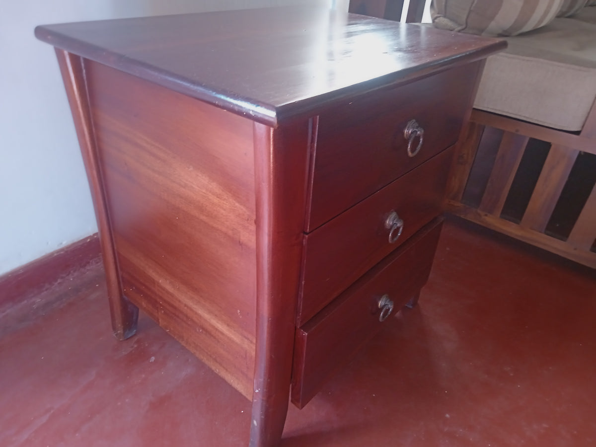 Bed Side table (3 Drawer)
