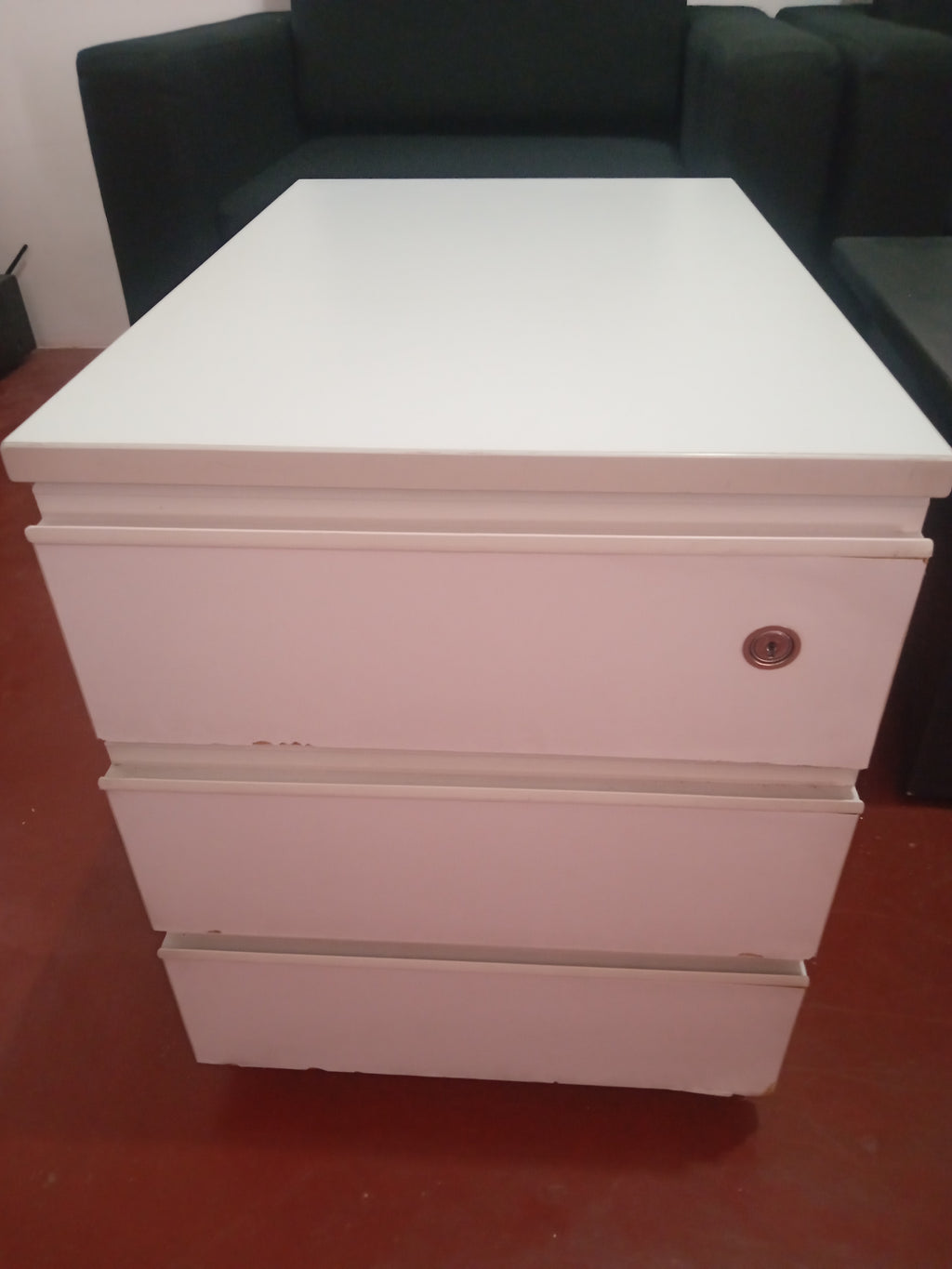 Mobile Storage Cabinet (3 Drawer ) / Under Desk 3-Drawer Cabinet